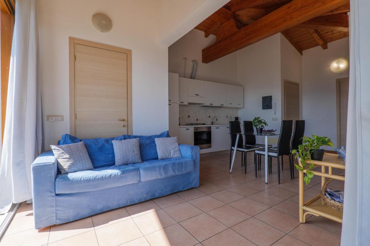 Panoramic'S Loft Apartment Verbania Exterior foto