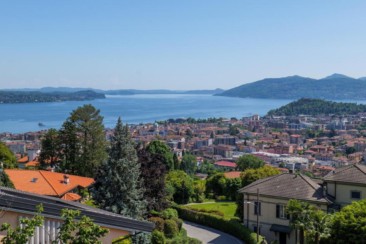 Panoramic'S Loft Apartment Verbania Exterior foto